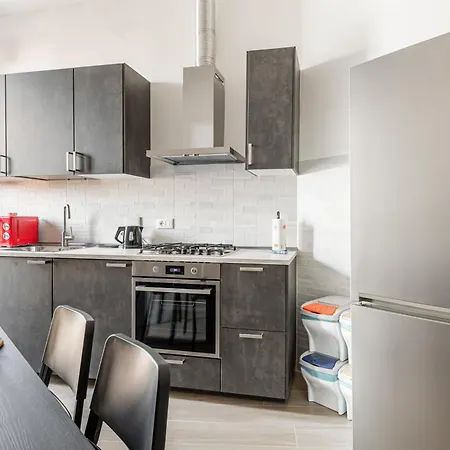 Guesthost - Charming Hideaway In - X4 *
