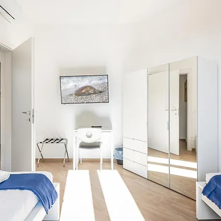 Charming Hideaway In - X4