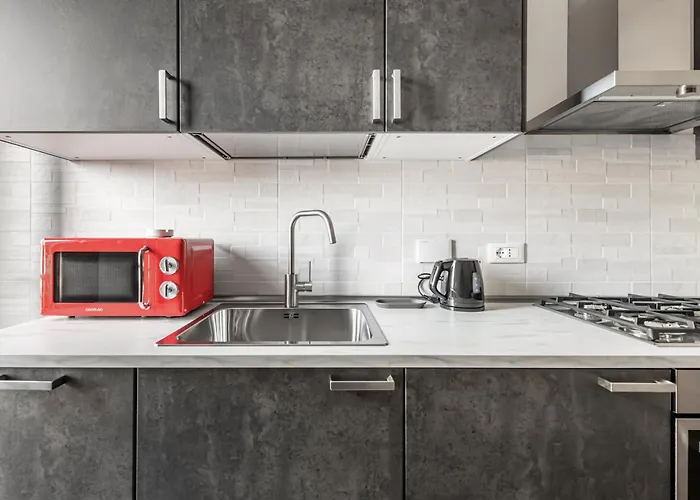 Guesthost - Charming Hideaway In - X4 Apartment